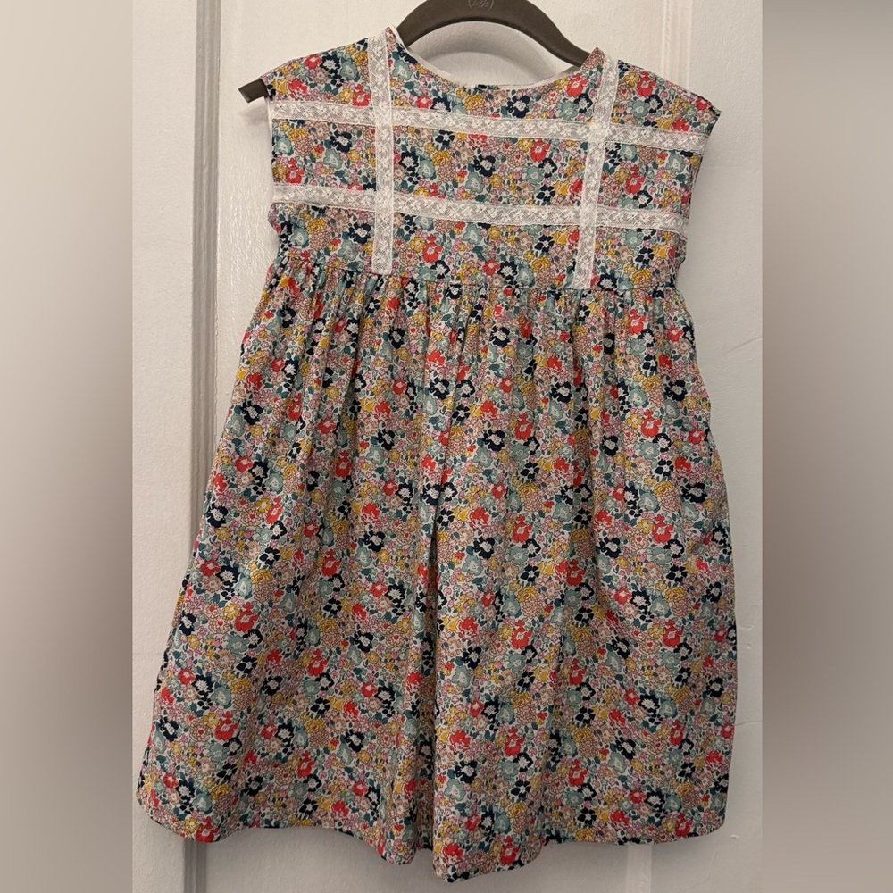 Bonpoint Floral Kids Dress, liberty print in organic cotton in good condition.